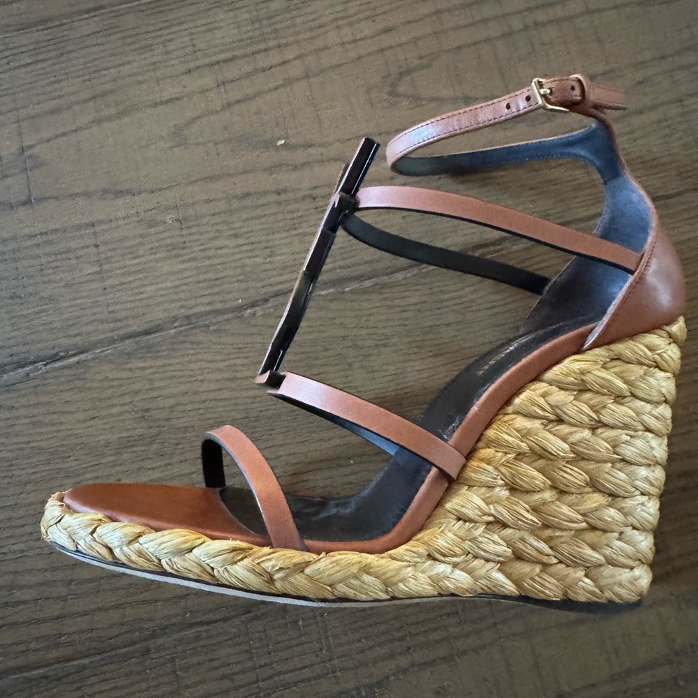 Saint Laurent Cassandra YSL Logo Raffia wedge sandal in New Papaya.  Size 36 - Picture 8 of 16